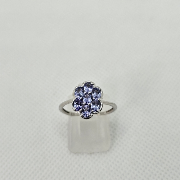 Dainty Genuine Tanzanite Ring Sterling Silver Platinum Finish. Size 8! - Picture 1 of 8